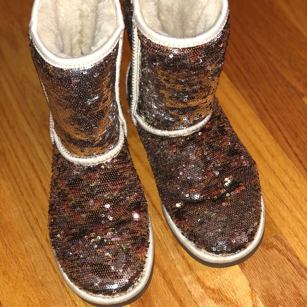 Classic uggs.
